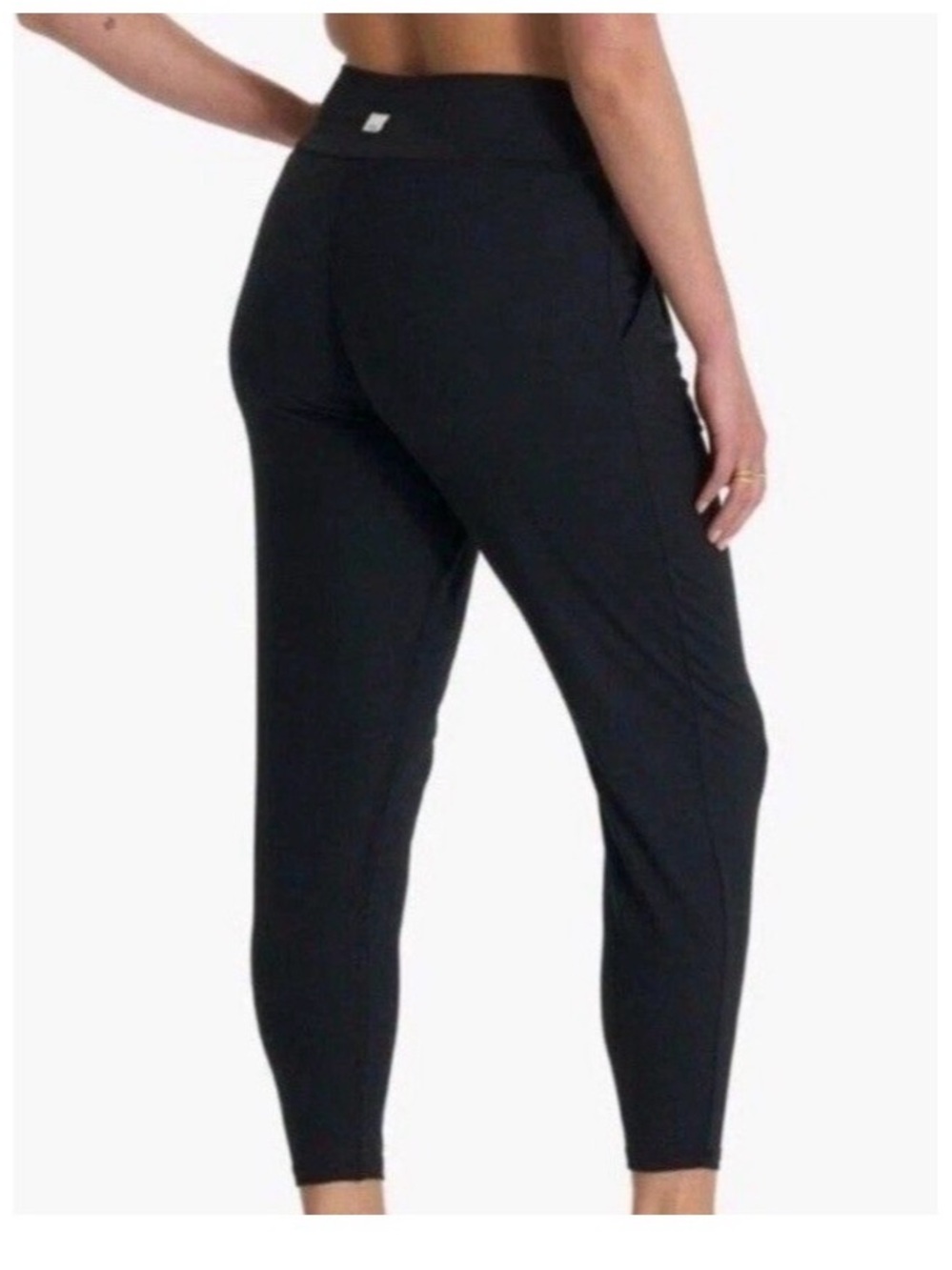 Vuori Dark Grey Ankle-Length Jogger Pants - Picture 2 of 8